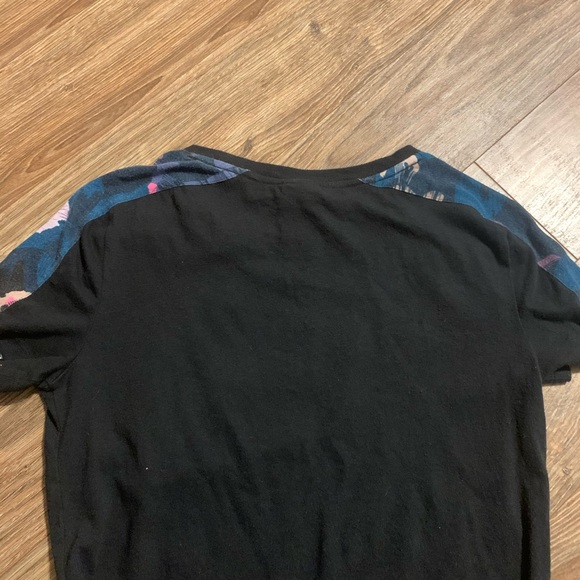 Victoria secret pink tee shirt - Picture 2 of 3